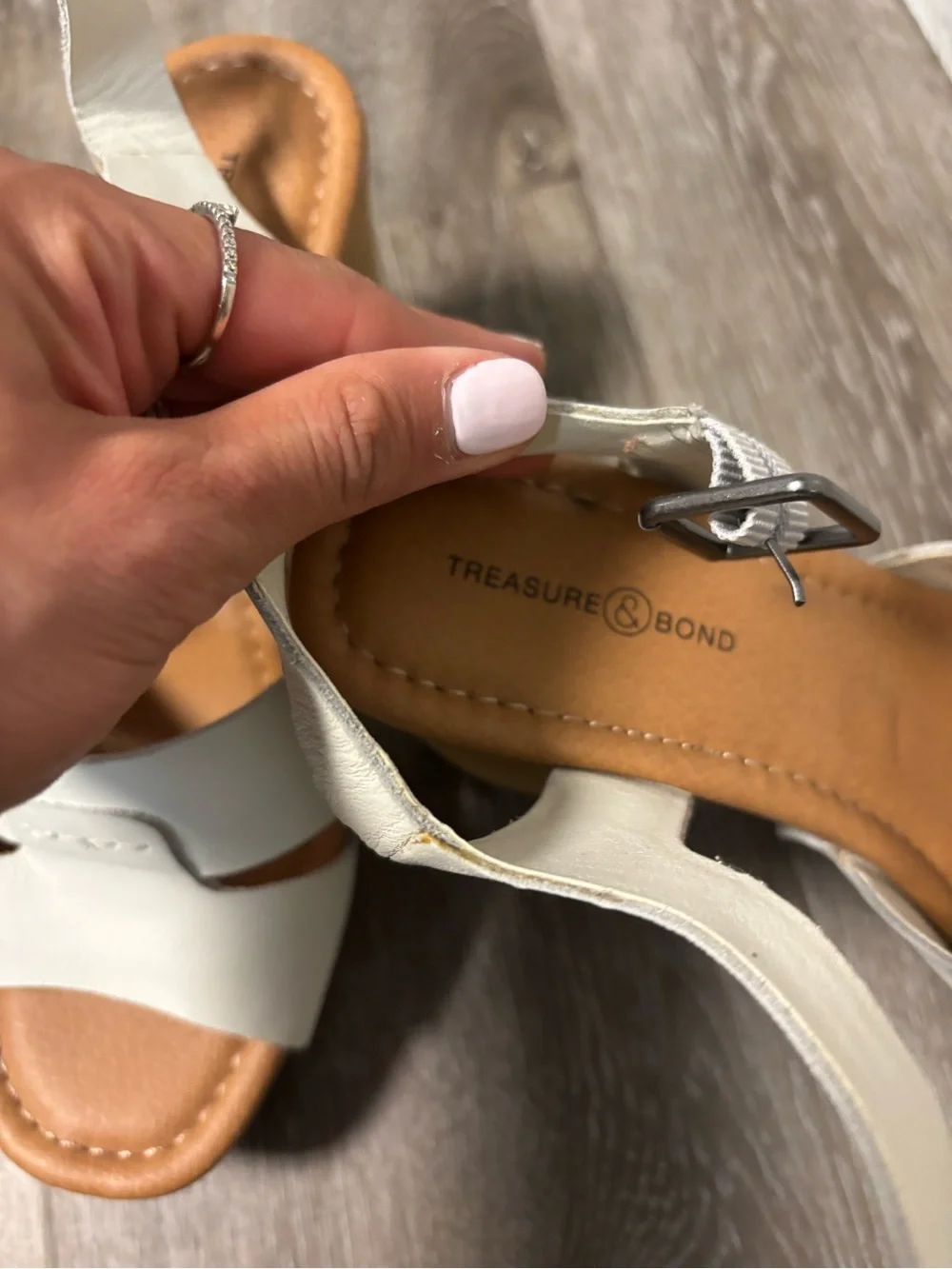 Treasure & Bond | Harmony Women’s White Leather Platform Sandals Wood Heels 6